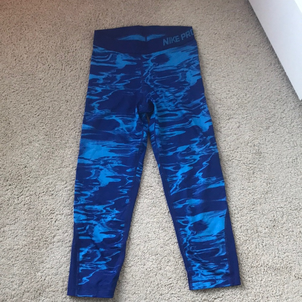 Nike Pro Capris